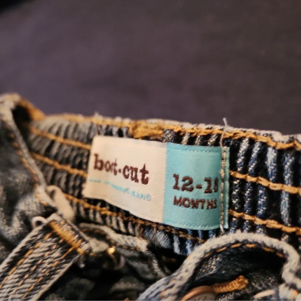 Old Navy Boot Cut 12-18 Month Jeans Unisex